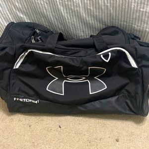 Large UA duffle